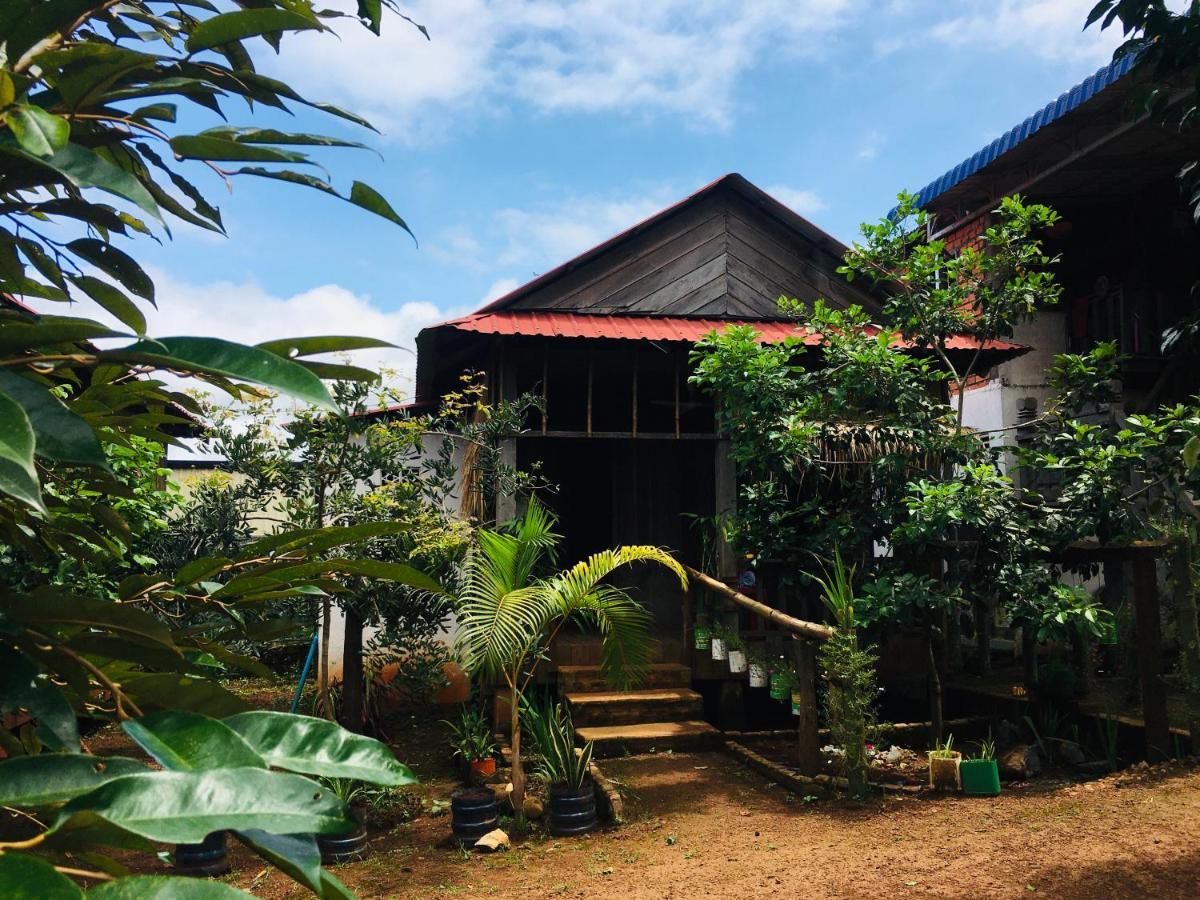 Ratanakiri Farmhouse & Trekking Banlung Exterior foto